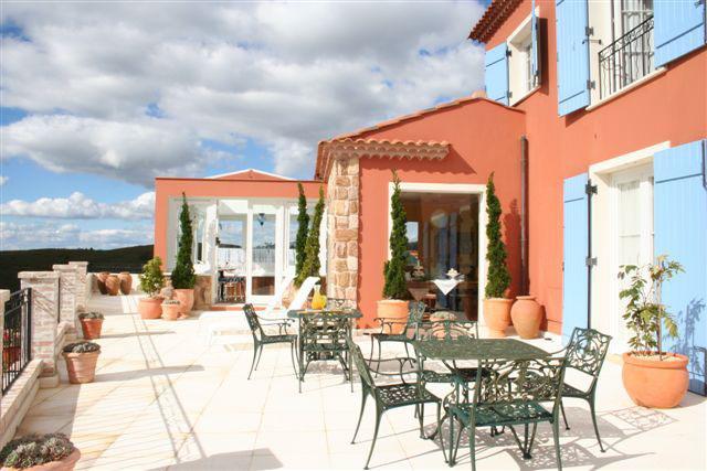 Pensão Village De France *